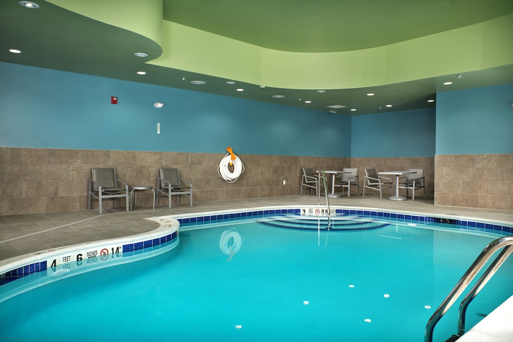 Holiday Inn Express Amherst Lockport by IHG - photo 18