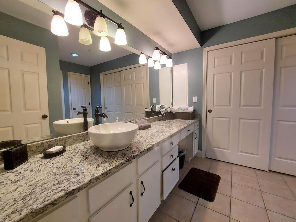 Solace Space at Foothills Close To All of Branson Luxury Comfort - photo 19