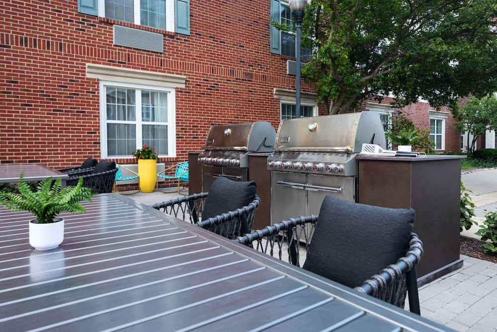 TownePlace Suites by Marriott Chicago Lombard - photo 27