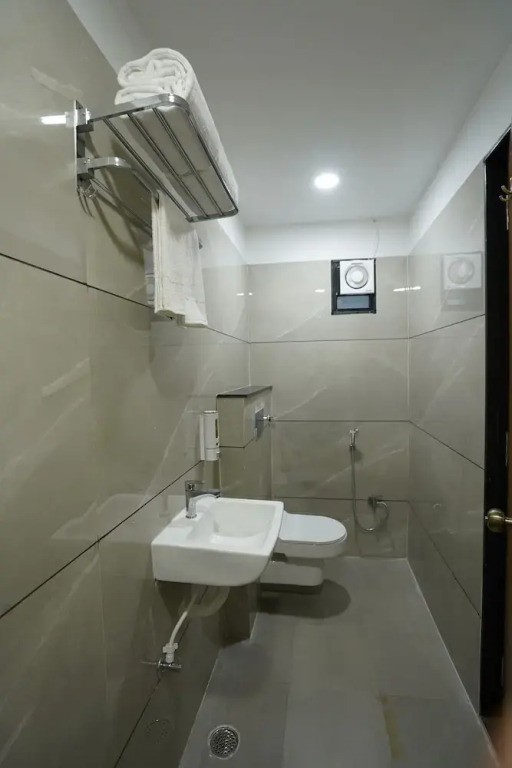 Aceotel Indore - last minute hotel in Indore