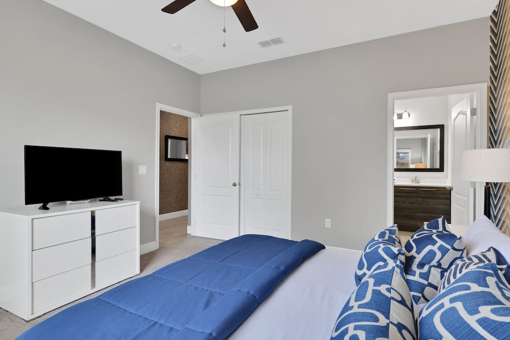 Balmoral Resort 166kb 4 Bedroom Home by RedAwning - photo 10