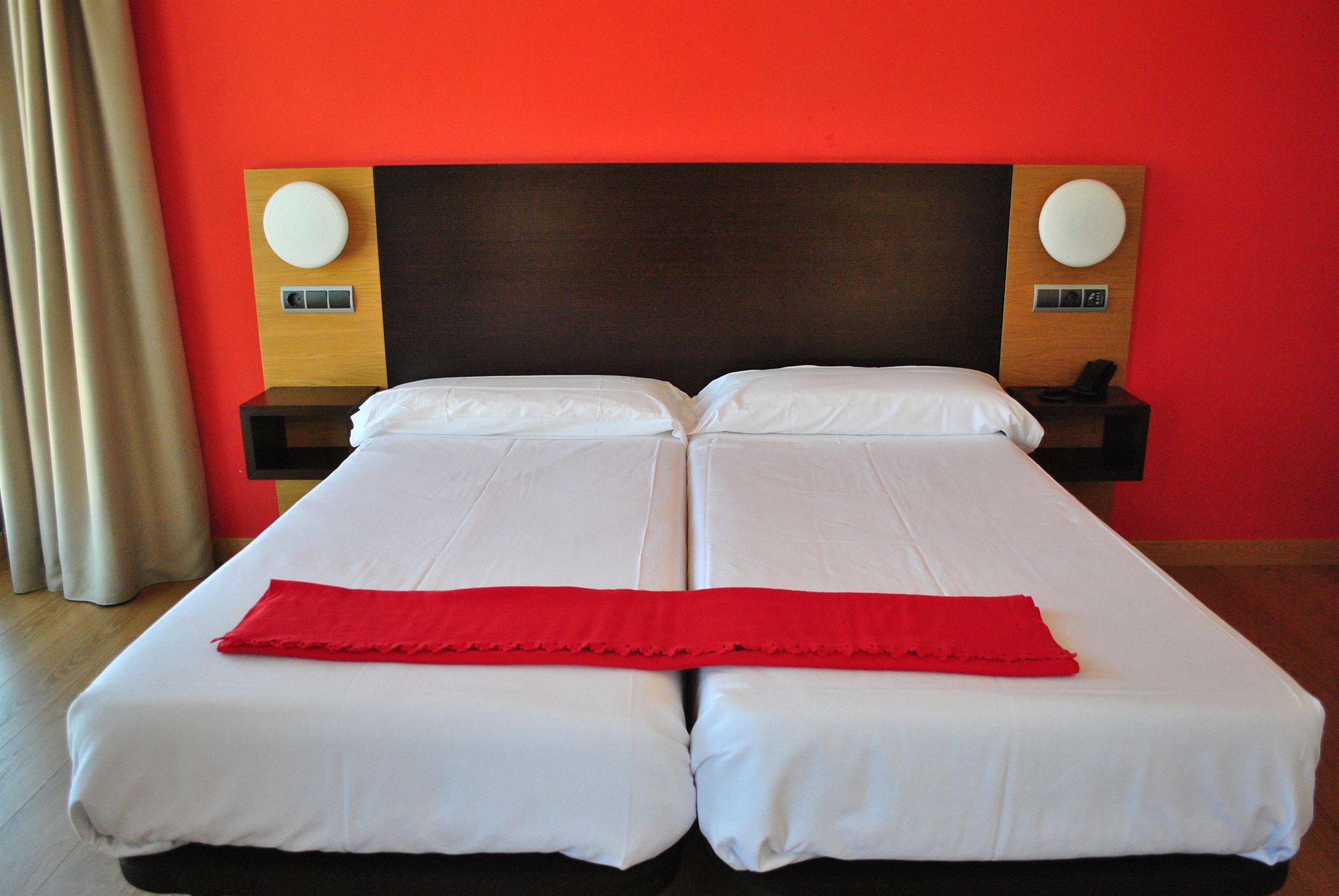 Marítimo Ris Hotel & Apartamentos in Noja, Spain