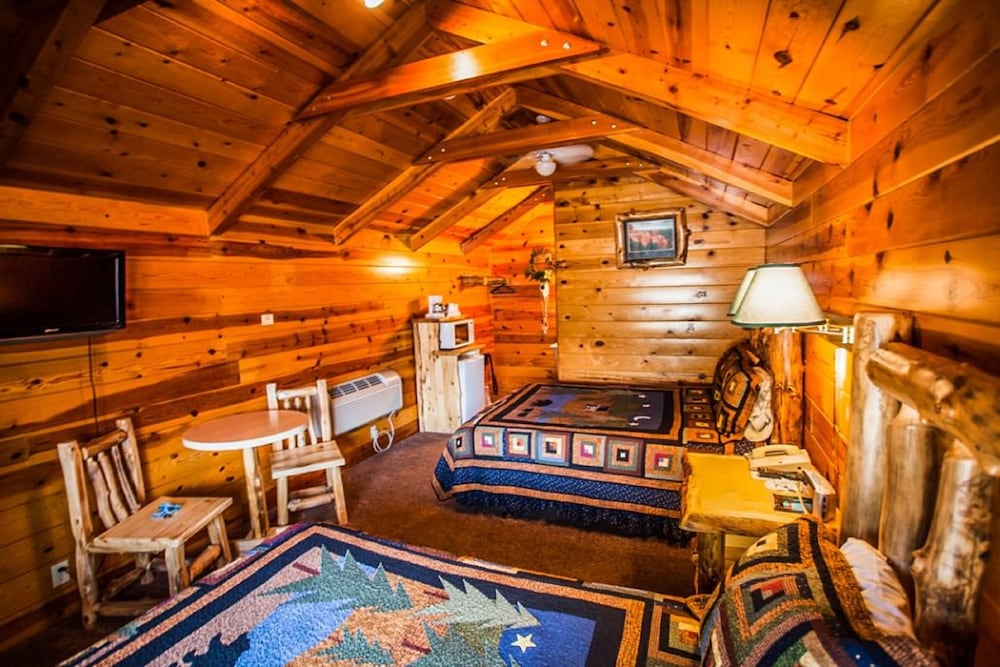Bryce Country Cabins - photo 35