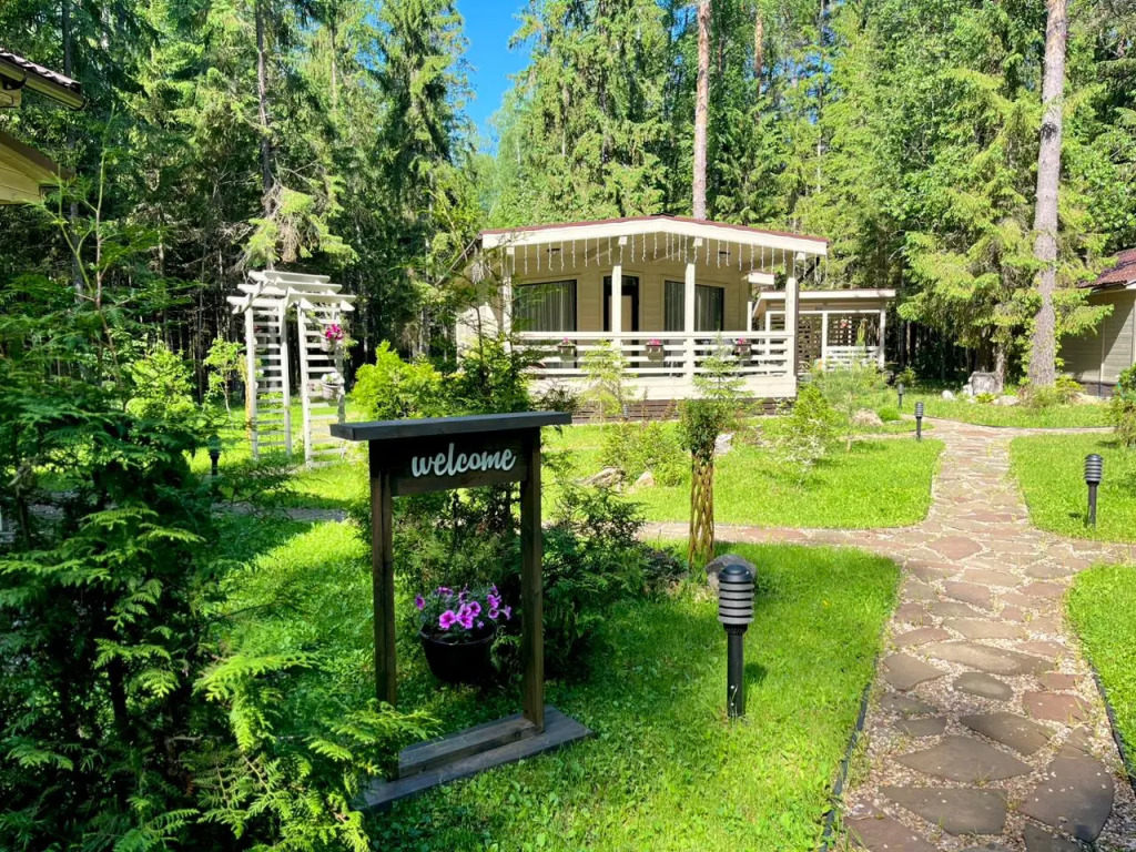 Kemping - carbon neutral hotel in Salym