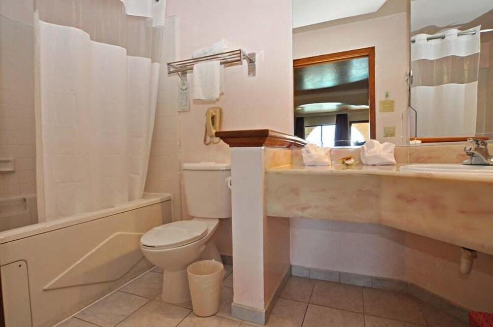 SureStay by Best Western Morgan Hill - photo 9