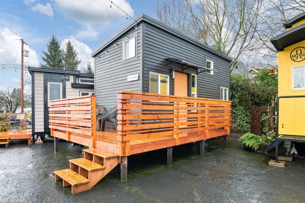 Tiny Digs Hotel of Tiny Houses - photo 151