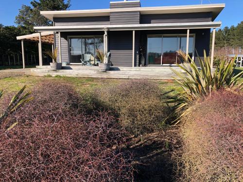 Nikau s on Palmer — 4-Star Luxury Hotel in Foxton, New Zealand