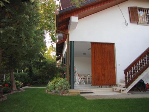 Schmidt apartment — 4-Star Luxury Hotel in Balatonfenyves, Hungary