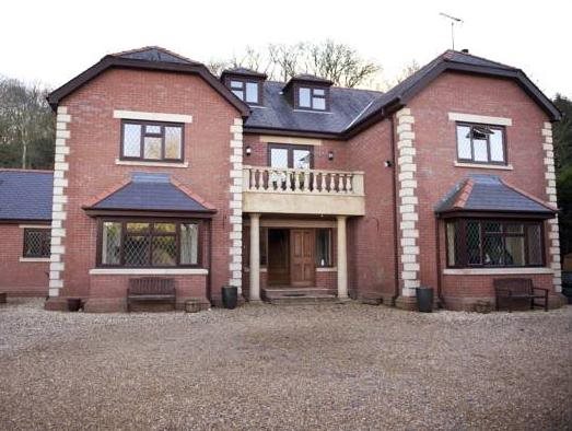 Ashbrook Bangor Boutique Bed and Breakfast — 4-Star Luxury Hotel in Bangor, United Kingdom