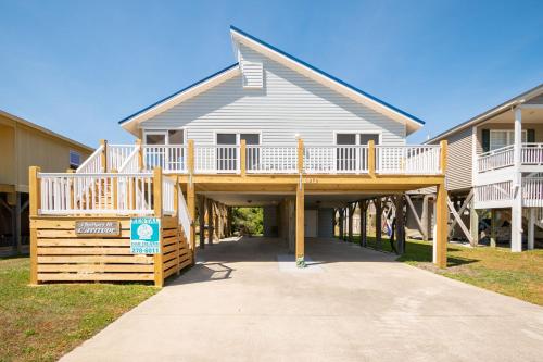 Changes In L'Attitude by Oak Island Accommodations - photo 25