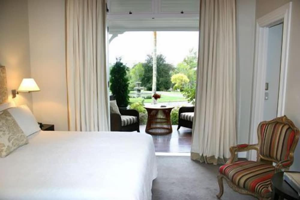 Greenhill Lodge — 4-Star Luxury Hotel in Hastings, New Zealand