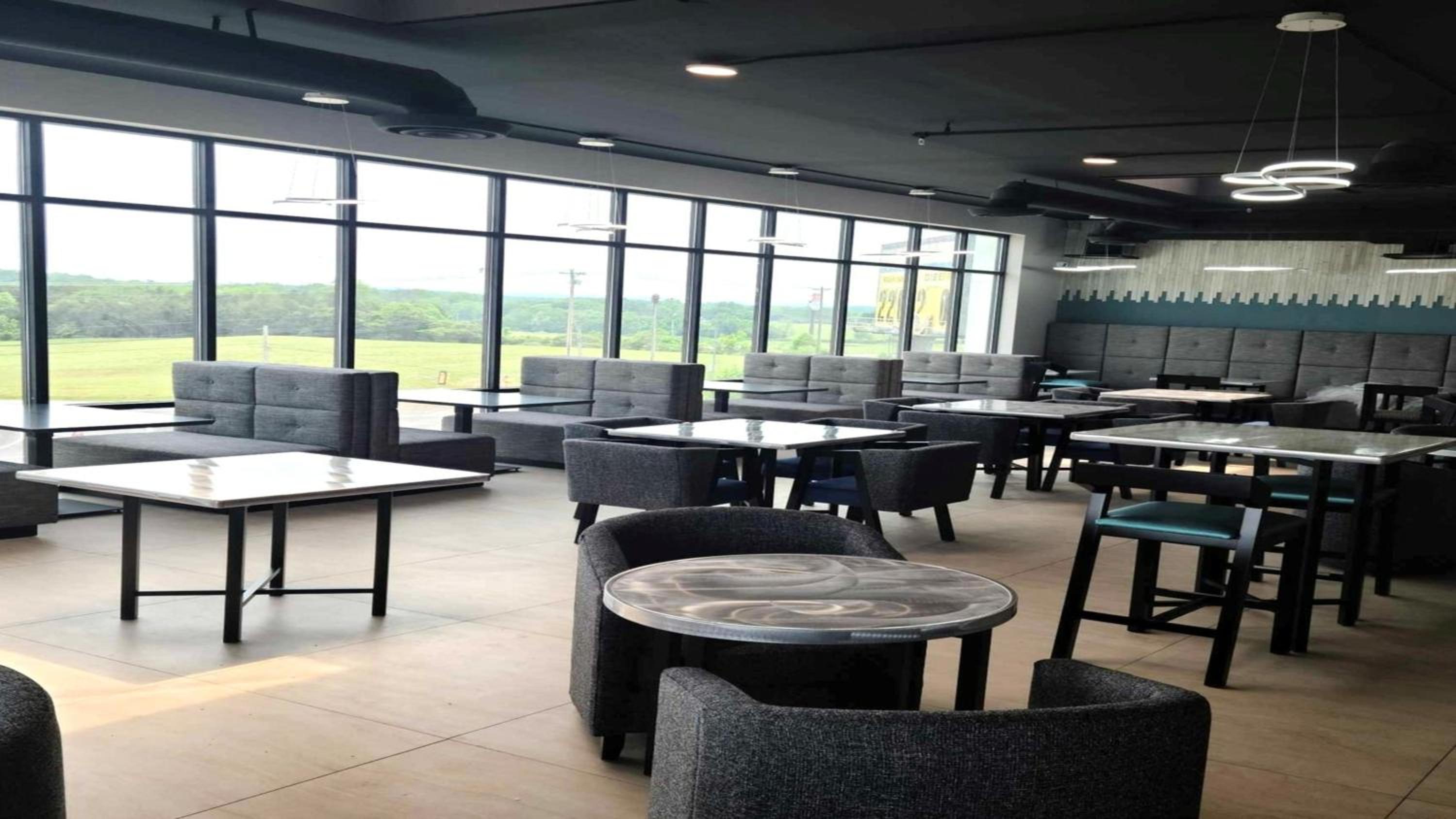 Holiday Inn Cookeville by IHG - photo 95