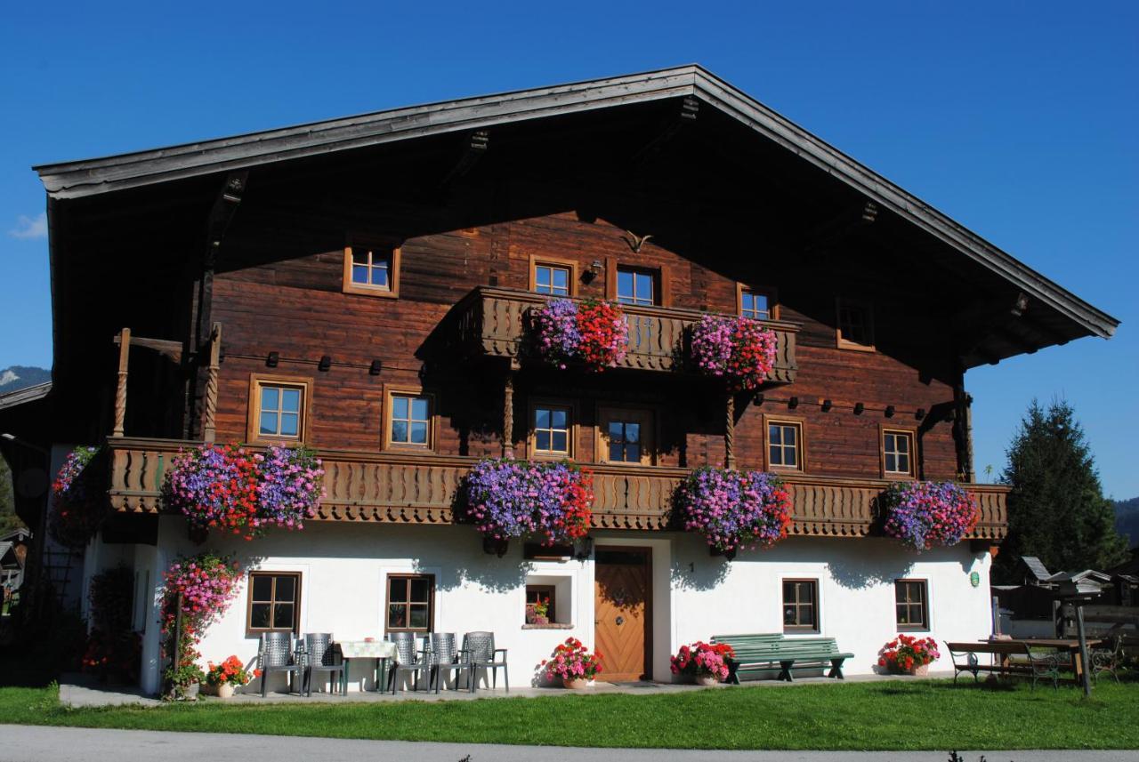 Ferienwohnungen Anderlbauer — hotel in Sankt Martin Bei Lofer