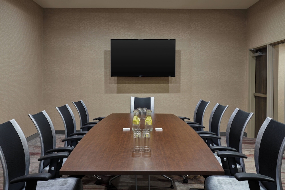 Courtyard by Marriott Denver Aurora - photo 19
