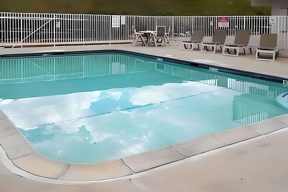 Park Inn by Radisson Cheyenne - photo 26