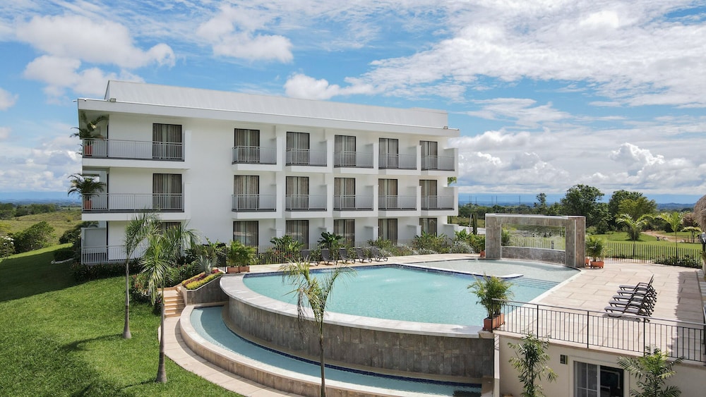 Hotel Arbóreo Doradal — hotel in Puerto Triunfo