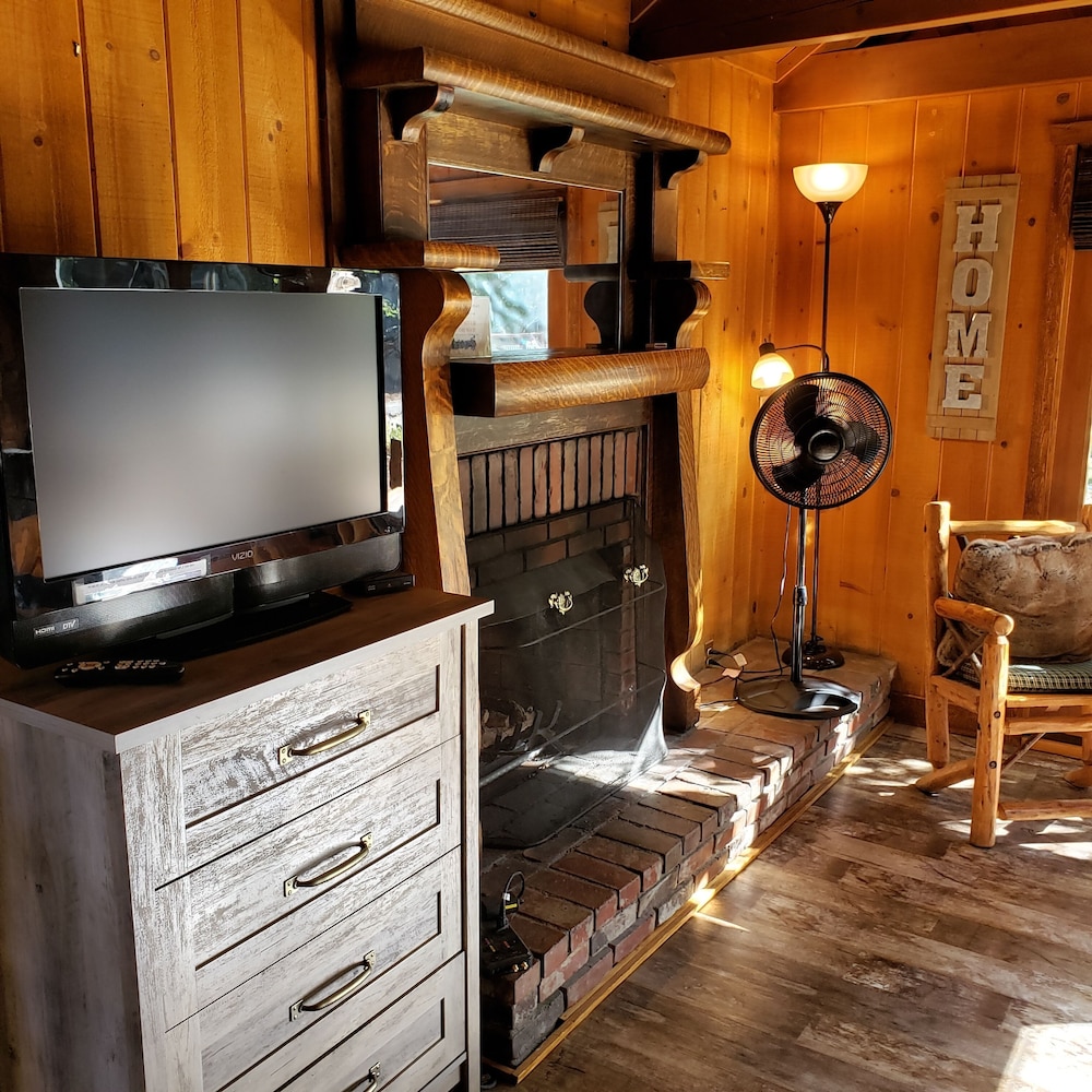 Grey Squirrel Resort - photo 23