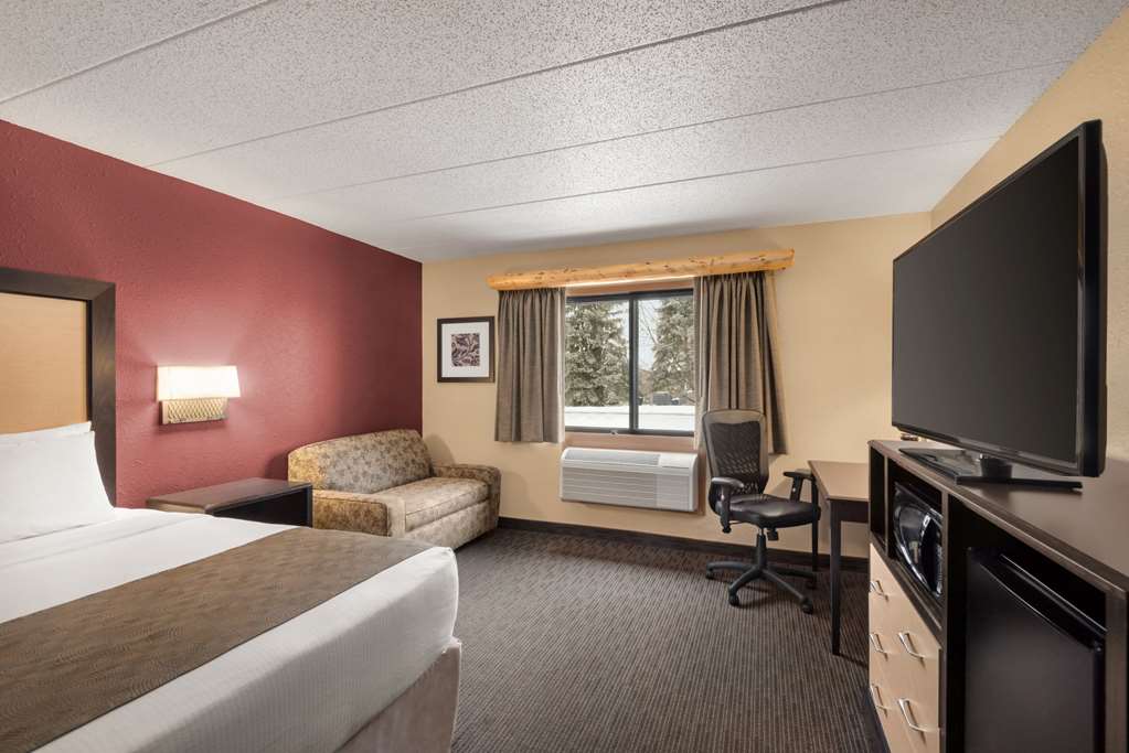 AmericInn by Wyndham Detroit Lakes - photo 33
