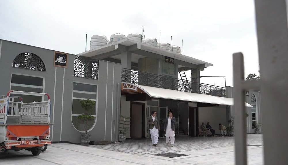 Rashha Suites - carbon neutral hotel in Murree