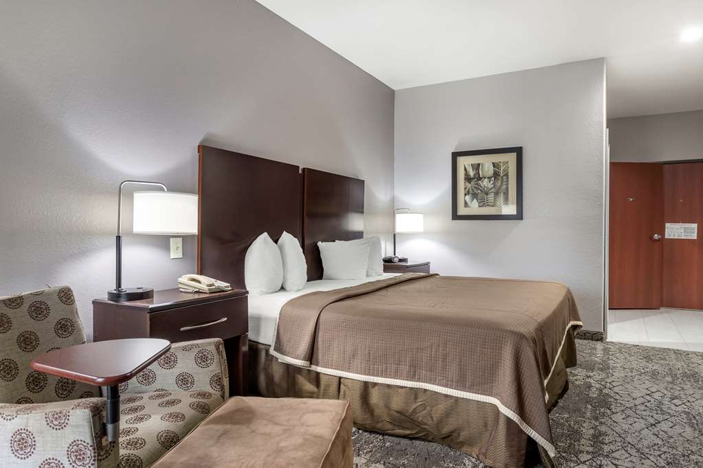 Best Western Oakdale Inn - photo 18