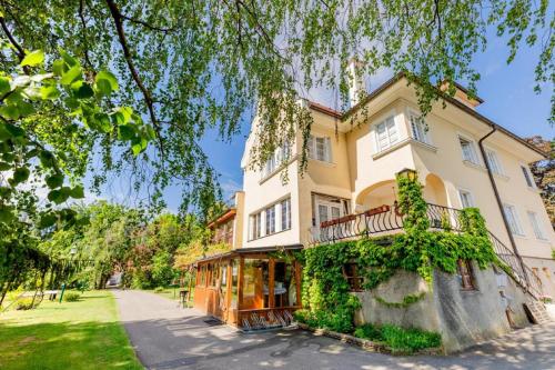 Bauernhof Woltron - last minute hotel in Unknown City