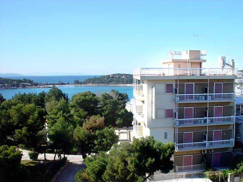 Hera - carbon neutral hotel in Vouliagmeni