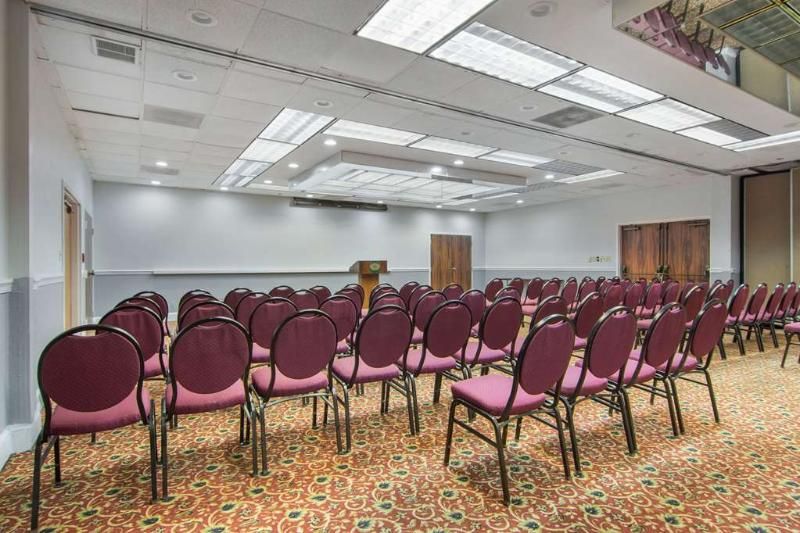 Suburban Extended Stay Hotel - photo 16