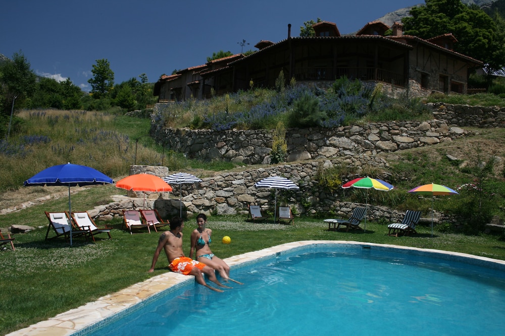 Hotel Rural Abejaruco — Cuevas Del Valle