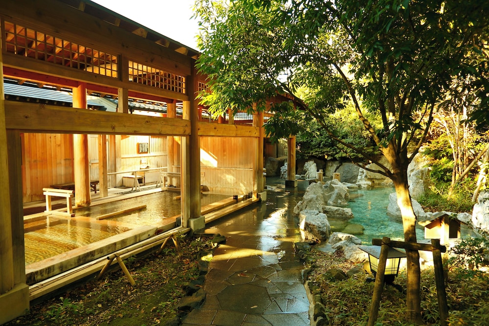 Yawatano Onsenkyo Morinoyu Kiranosato in Ito, Japan