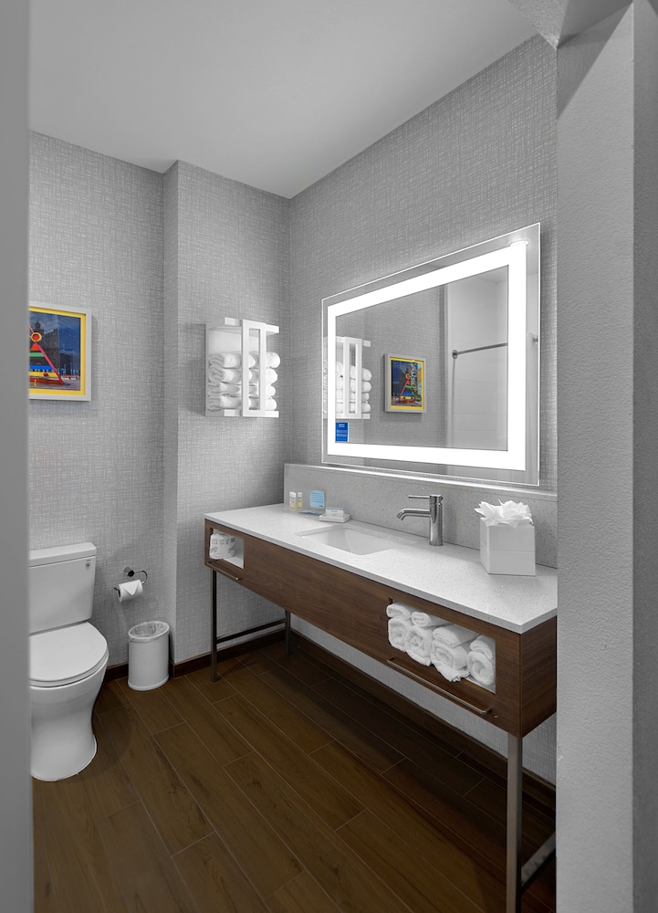 Hampton Inn & Suites Houston Cypress Station - photo 27