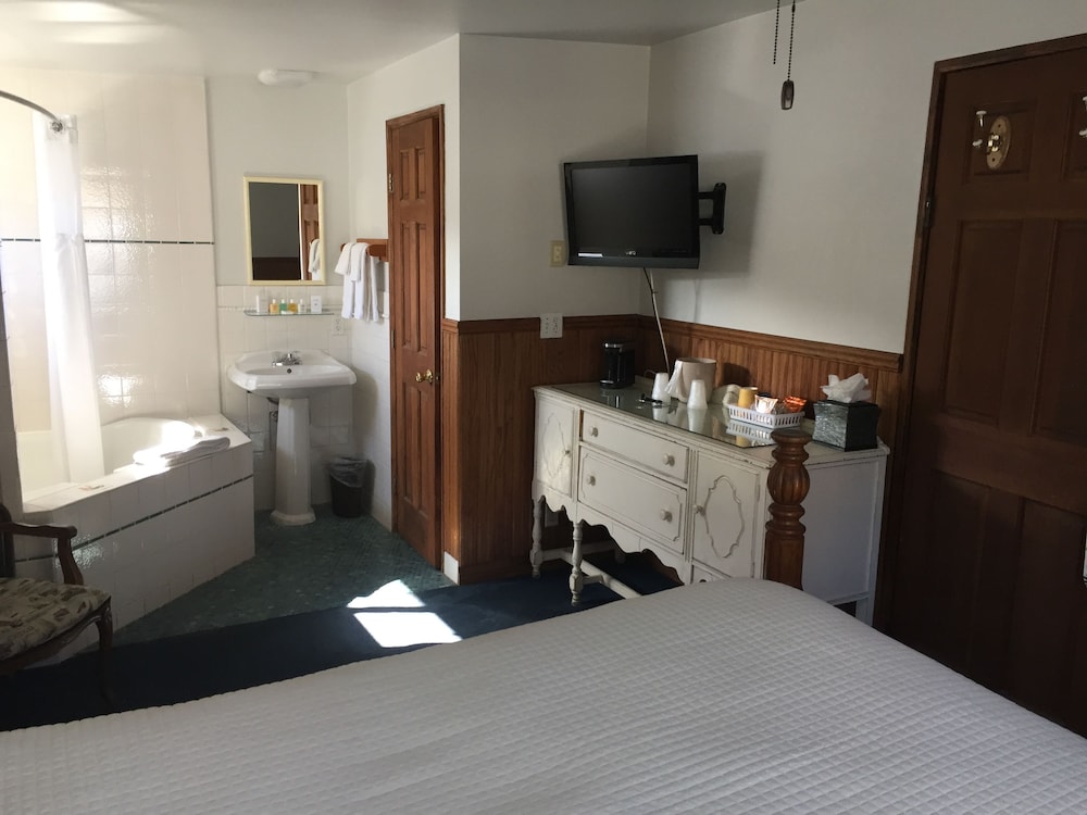 Seacrest Inn - photo 43
