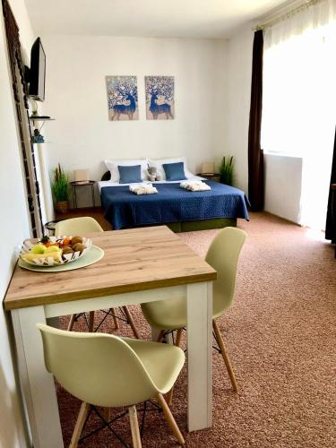 Villa Aura — 4-Star Luxury Hotel in Heviz, Hungary