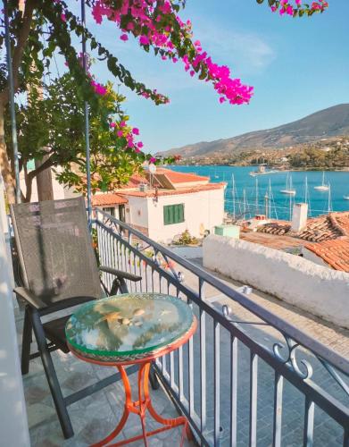 John's House — 4-Star Luxury Hotel in Poros, Greece