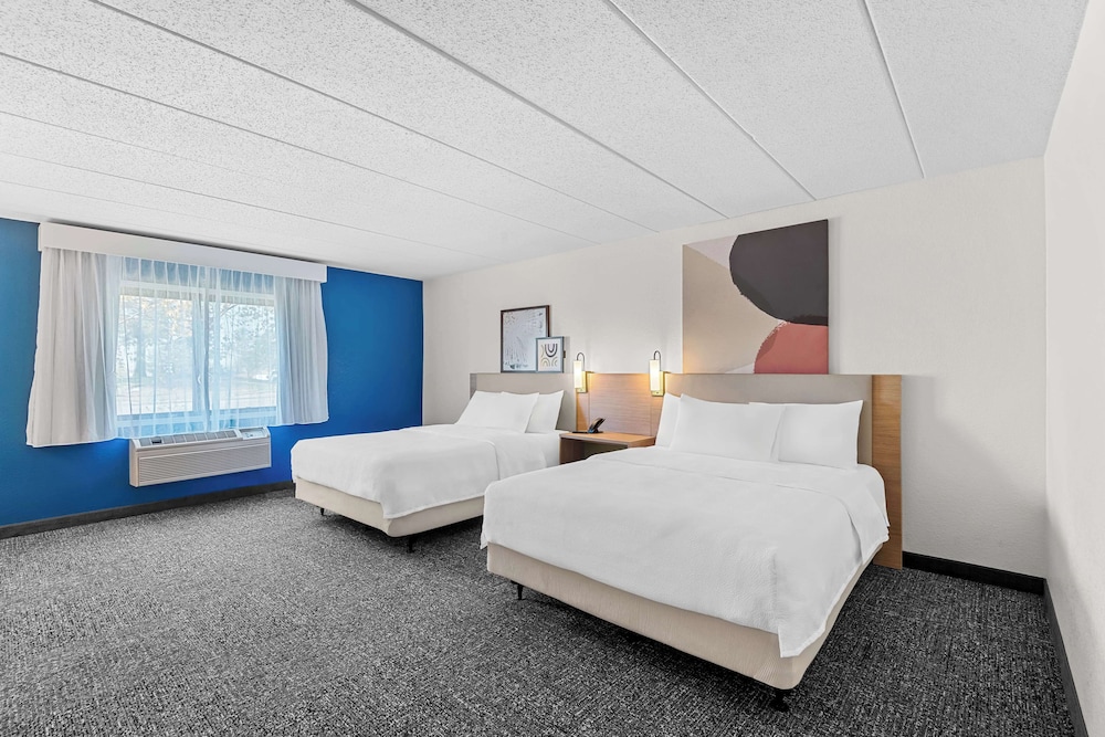Spark by Hilton Cedar Falls - photo 18