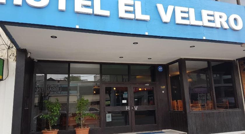 Hotel El Velero in Villa Gesell, Argentina