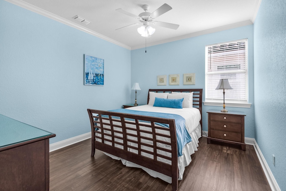 Serenity - last minute hotel in Destin
