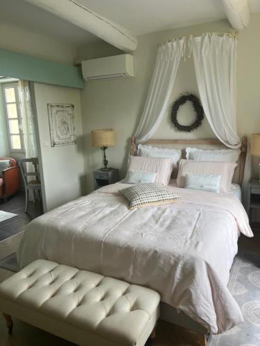 Syrah Das Romantikzimmer — hotel in Vacqueyras