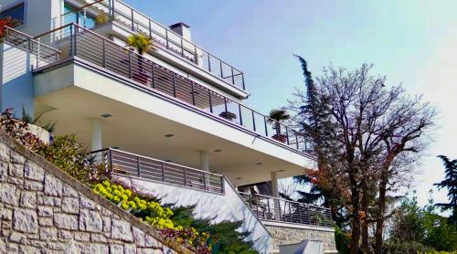 Paradise Casa Vacanze — 4-Star Luxury Hotel in Trieste, Italy