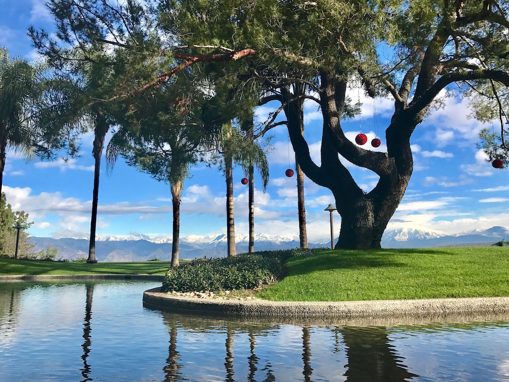 Pacific Palms Resort - photo 56