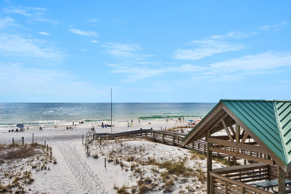 Islander Beach Resort 305 - photo 22