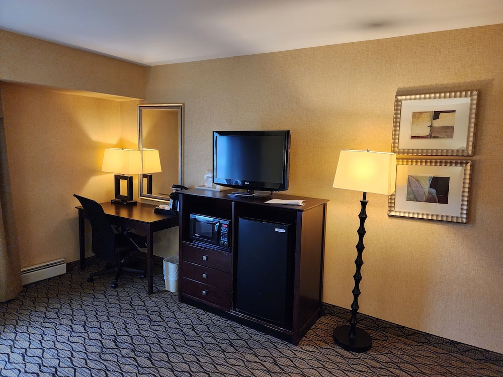 Wingate by Wyndham Kittanning - photo 8