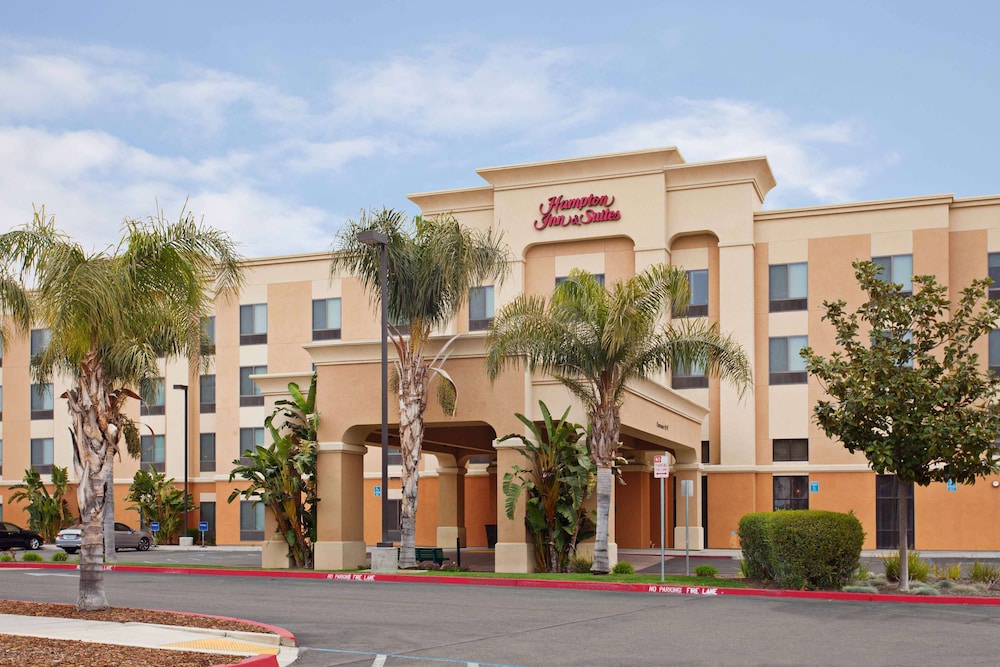 Hampton Inn & Suites Clovis Airport North - photo 32