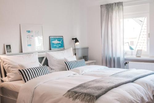 Haus Ottenlock — 4-Star Luxury Hotel in Wunstorf, Germany