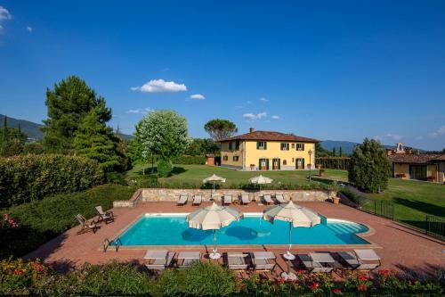 Villa la Cornice Teloni — 4-Star Luxury Hotel in Bibbiena, Italy