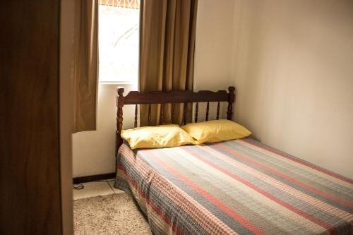 Fica Vai ter Bolo Hostel