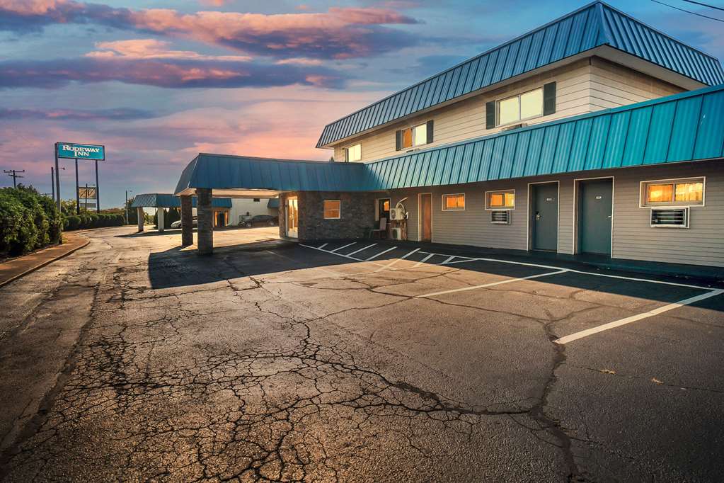 Rodeway Inn Moosic Scranton - featured photo