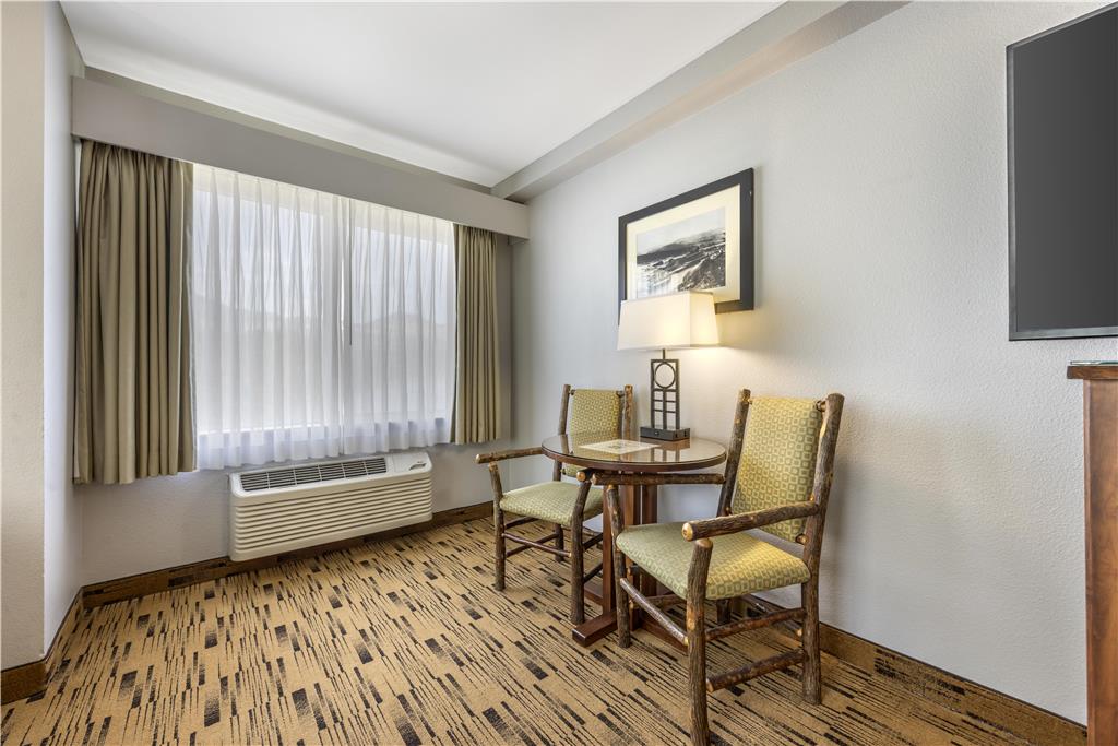 Best Western Plus Columbia River Inn - photo 12