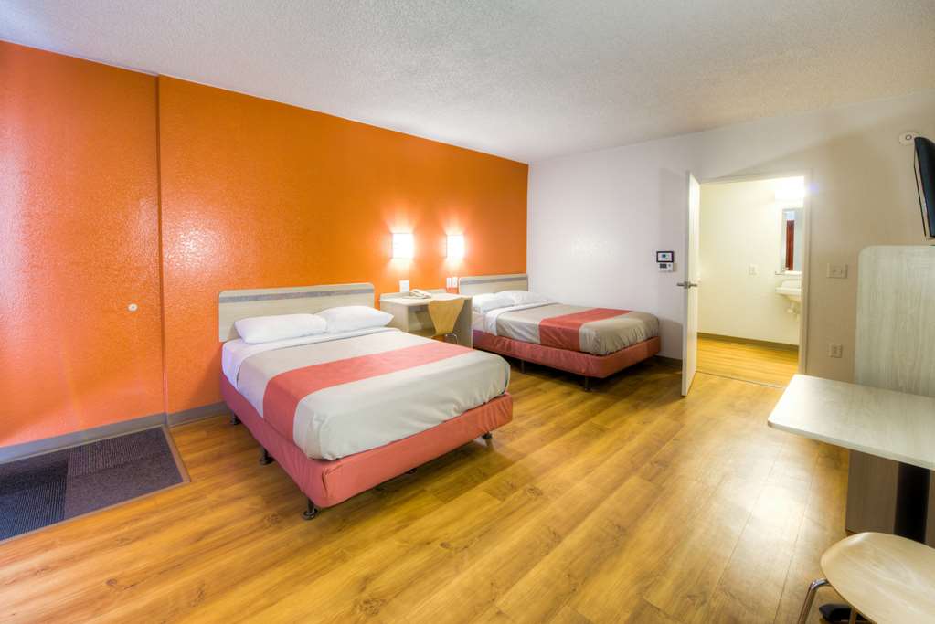 Motel 6 Niantic CT New London - photo 14