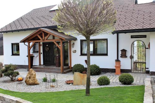 Ferienwohnung Sendelbeck — 4-Star Luxury Hotel in Warmensteinach, Germany