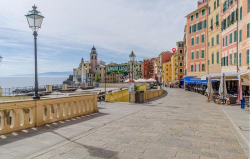 Cozy Apartment In Camogli With Wifi — 4-Star Luxury Hotel in Camogli, Italy